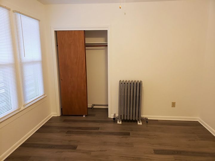 2nd image of 307 S 28th St APT 11