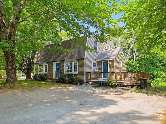 3rd image of 250 Pine Hill Road