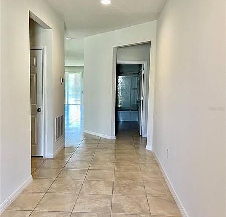 3rd image of 16987 Basswood Ln