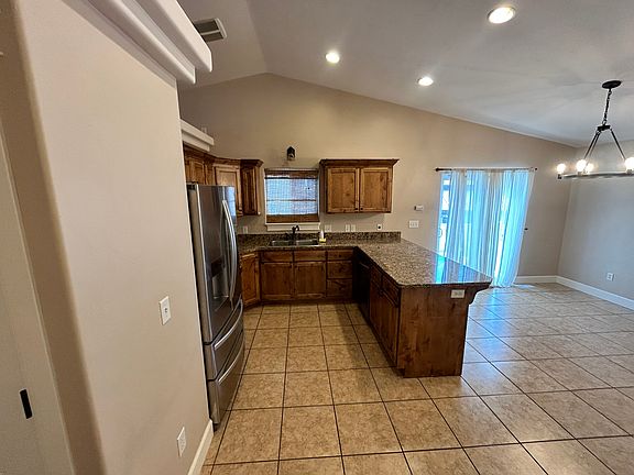 5th image of 1432 Falcon Dr