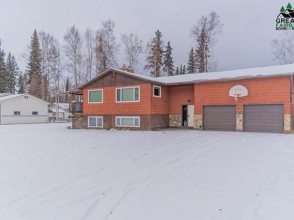 2nd image of 524 Juneau Ave