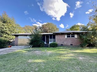 525 Chadwick St, Pensacola, FL 32503