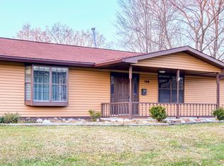 120 Briar Rd, Oak Ridge, TN 37830