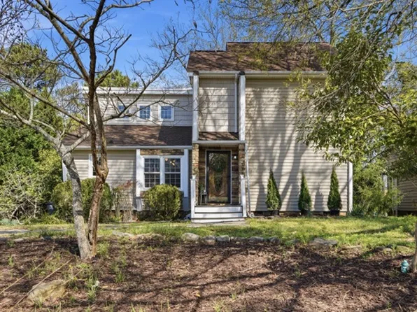 6046 Windjammer Dr, Tega Cay, SC 29708