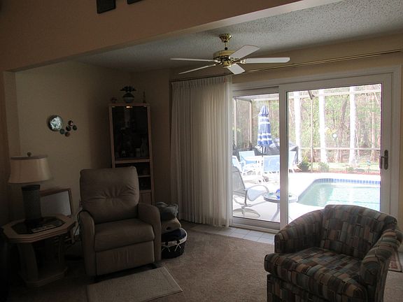 3rd image of 3690 Darston St