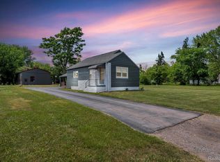 6023 Thomas St, Davison, MI 48423