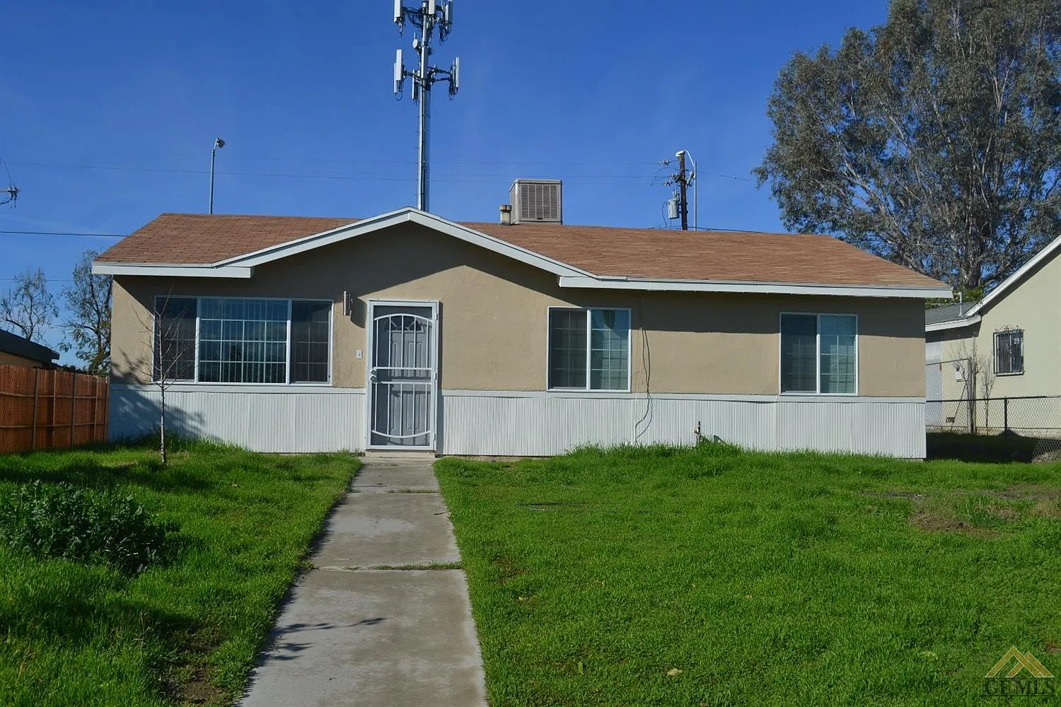 1120 Fairfax Rd photo 1