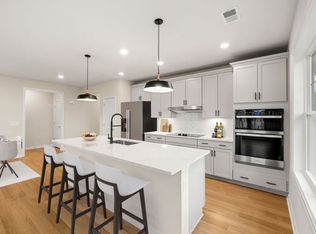 Lincoln Plan, 399 Neponset, Canton, MA 02021