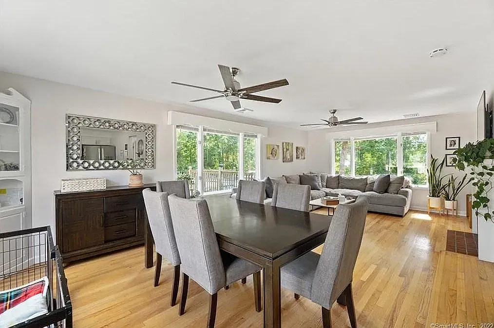 3 bed, 1.5 bath, 1520 sqft, $2,880 — Photo 4