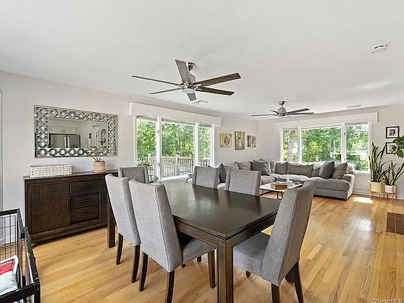 4th image of 300 Leetes Island Rd #1