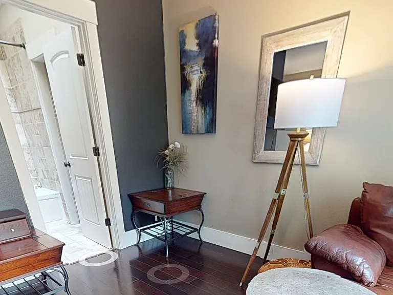 10251 NW Skyline Heights Dr — Photo 5