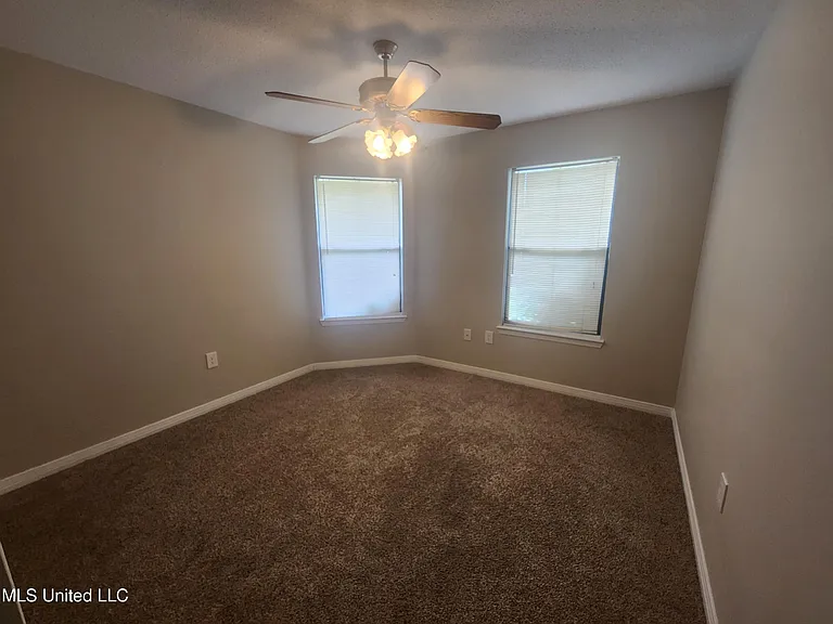 13349 Lorraine Rd — Photo 3