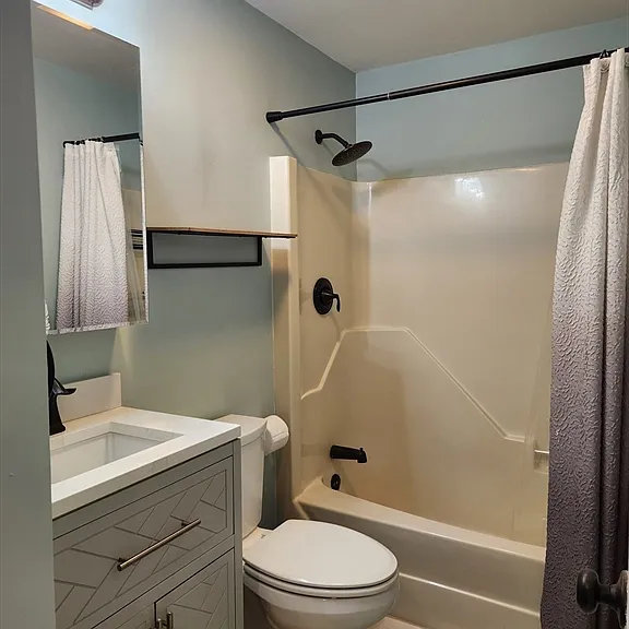 129 Lowell St #4 — Photo 28