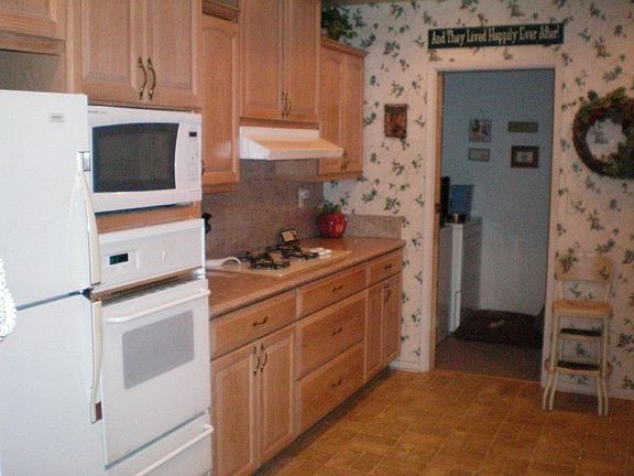 Kitchen with Granite counters