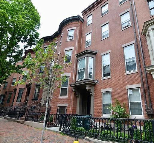 11 Hanson St #2A — Photo 14