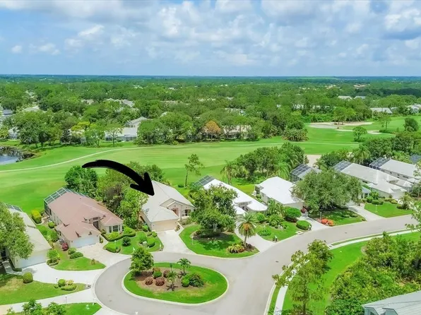 7960 Hampton Ct, University Park, FL 34201