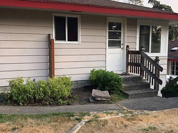 4th image of 4304 Lake Washington Blvd NE