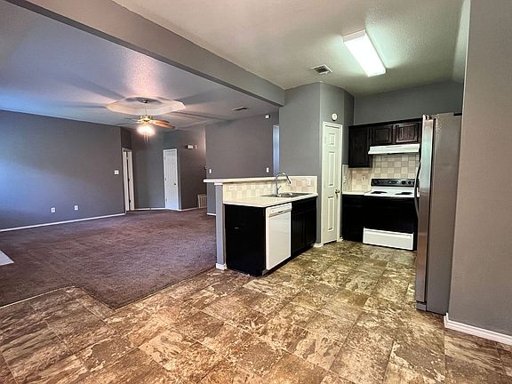 4th image of 4608 Ledgestone Dr