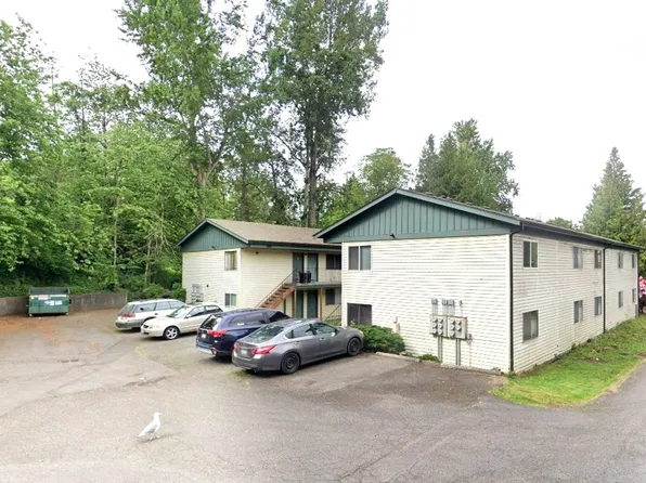 1500 and 1506 Lincoln, Near Bus Line & Civic Center, 1500 Lincoln St #5, Bellingham, WA 98229