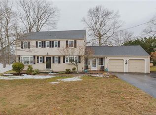 46 Farms Village Rd, Wethersfield, CT 06109