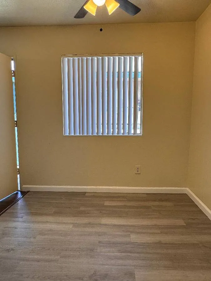 2 bed, 875 sqft, $2,495 — Photo 3