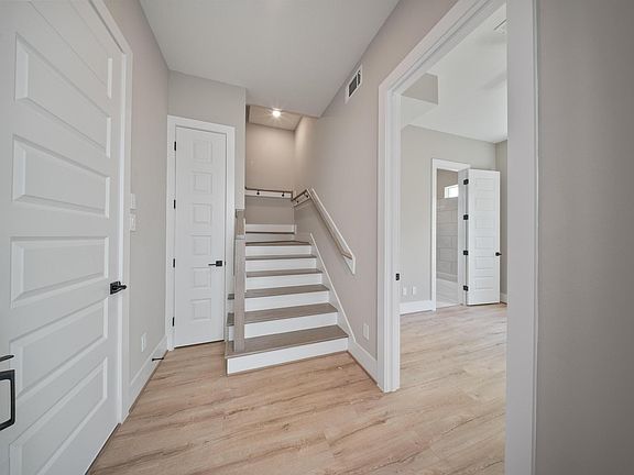 4th image of 4013 Griggs Rd #C