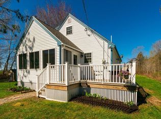 12 Kossuth St, Thomaston, ME 04861