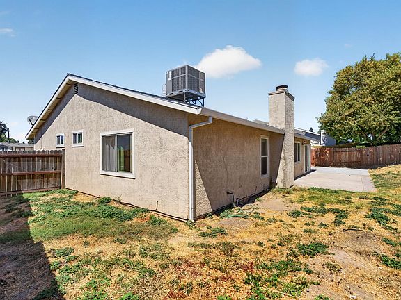 2nd image of 7136 Parkvale Way
