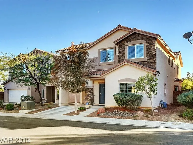 4425 French Landing Rd — Photo 3