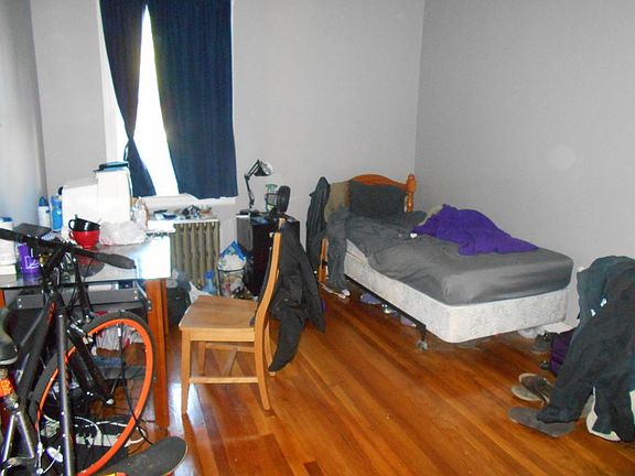 4th image of 4609 28th Ave