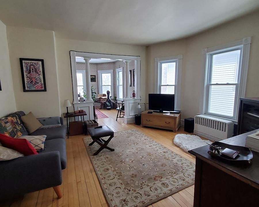 From just inside the door to unit facing living 2