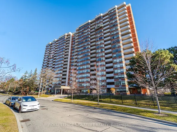 121 Ling Rd #1204, Toronto, ON M1E 4Y2