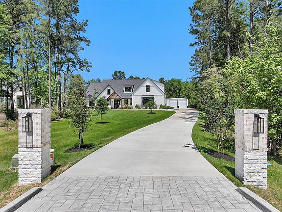 3rd image of 11601 Kirstens Ct