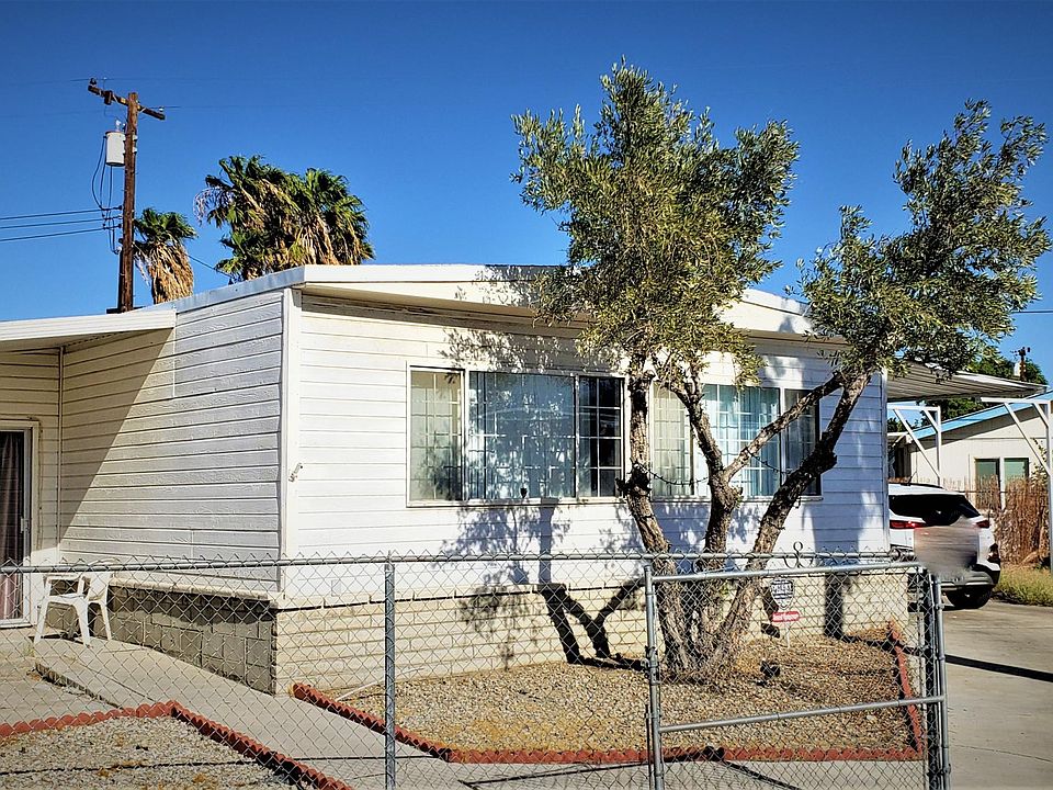 2nd image of 32388 Bowie Cir