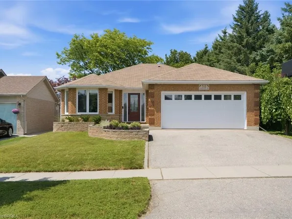 52 Allensgate Dr, Brantford, ON N3V 1C8