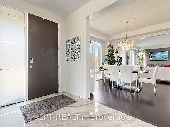 3rd image of 241 Holladay Dr