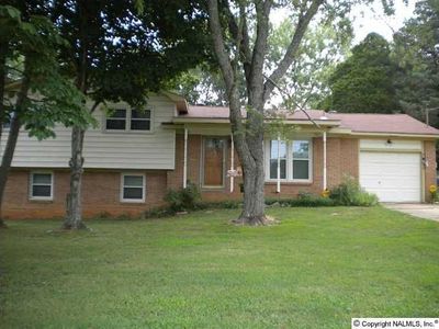 2114 Rodgers Dr NE, Huntsville, AL, 35811