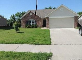 801 E 147th St S, Glenpool, OK 74033