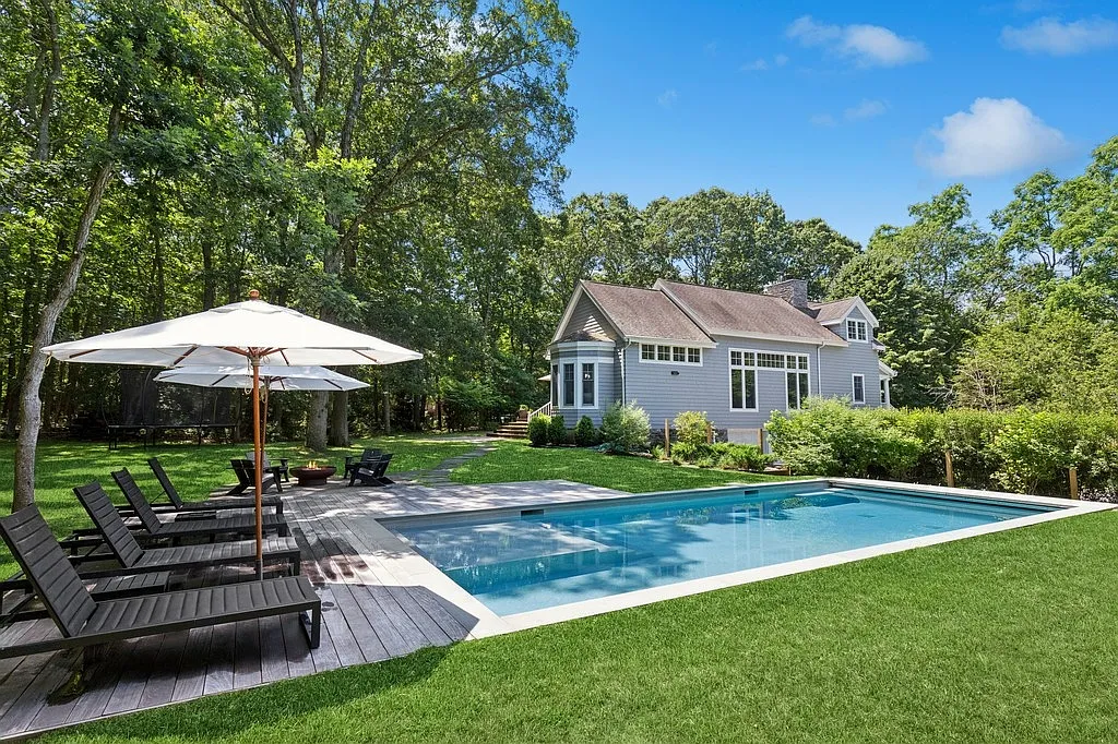 Shelter Island Retreat — Photo 1