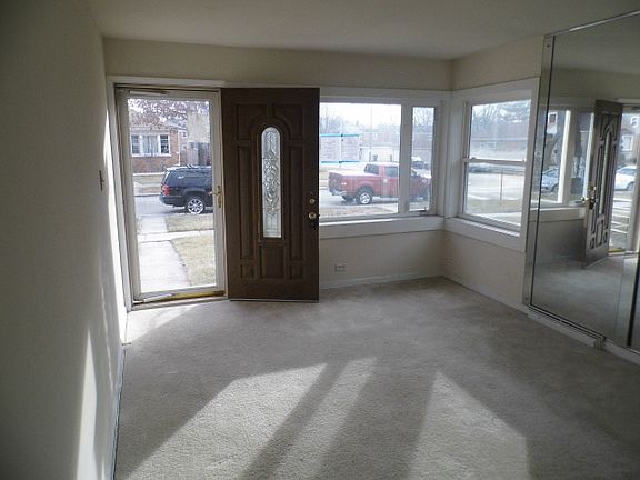 2nd image of 342 46th Ave