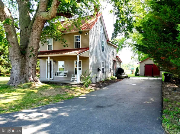 993 Flemings Landing Rd, Townsend, DE 19734