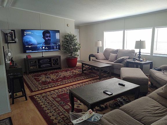 3rd image of 129 Sea Fern Dr #26