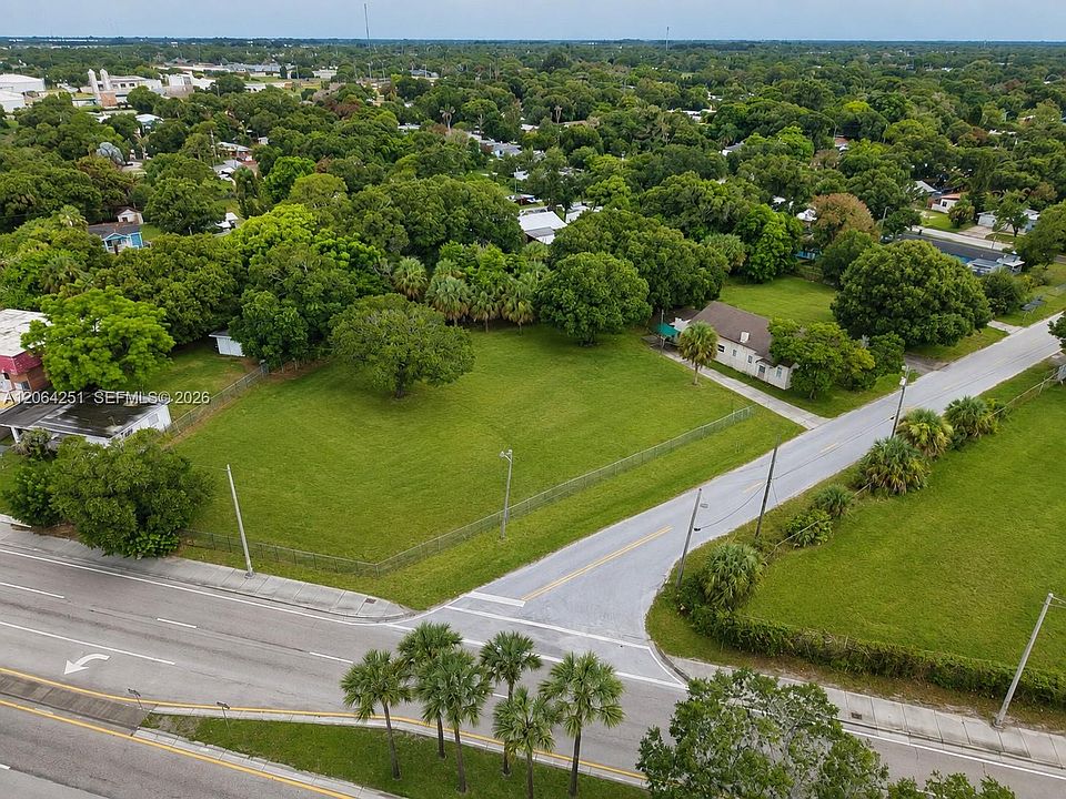 1st image of 2108 Okeechobee Rd