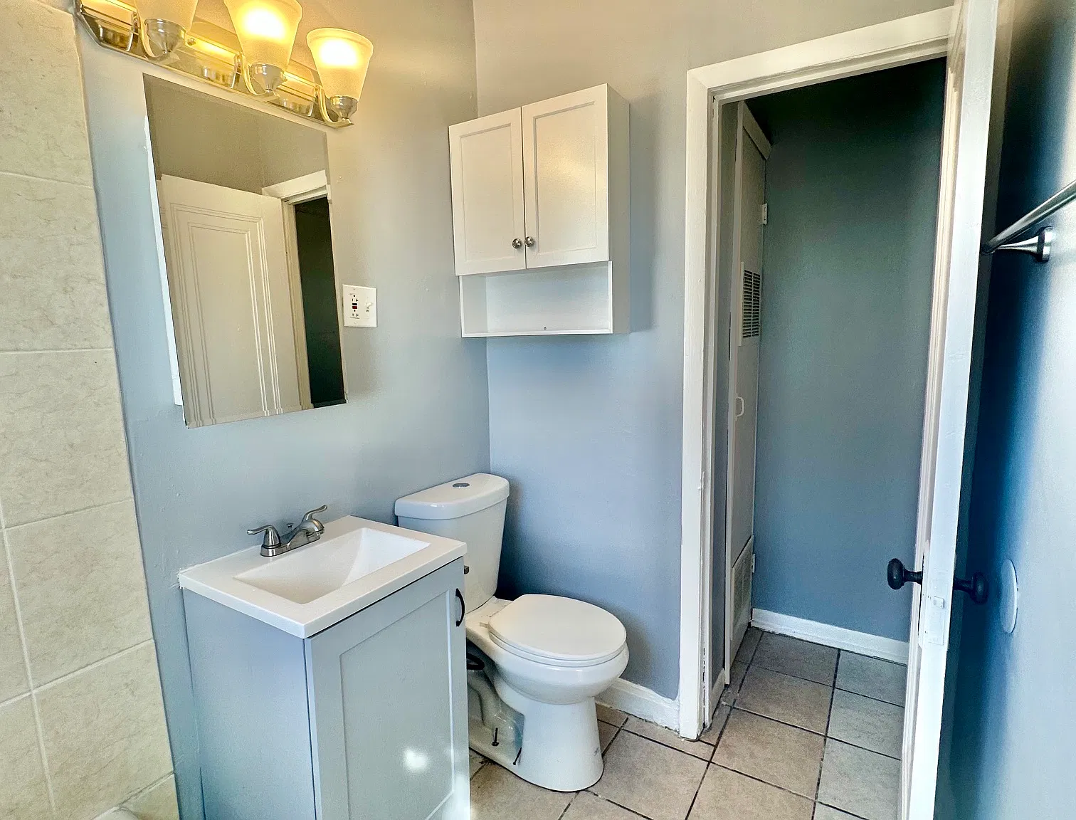 1 bed, 950 sqft, $1,050 — Photo 3