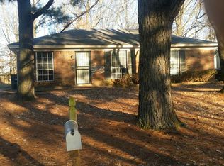 3868 Ajanders Dr, Memphis, TN 38127