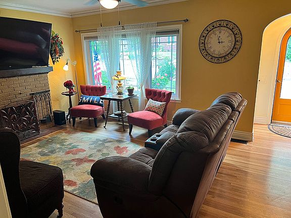 4th image of 124 E Circle Dr