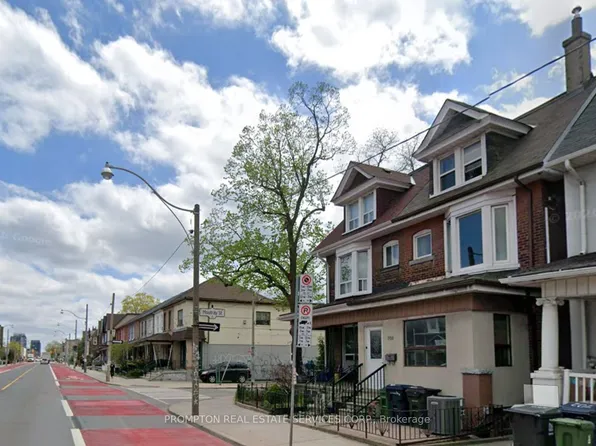 700 Dufferin St, Toronto, ON M6K 2B7