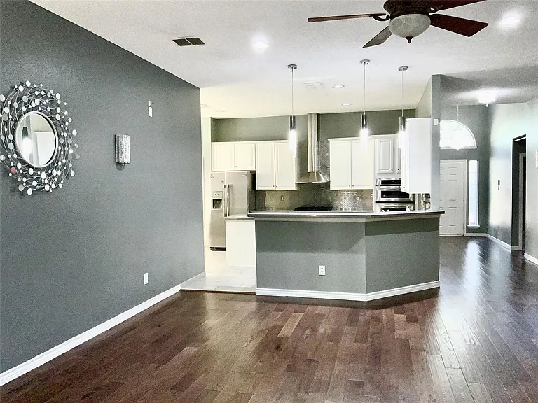 9709 Raven Ln — Photo 4