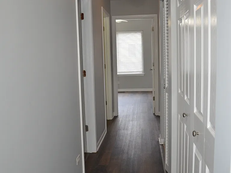654 Lincoln Station Dr — Photo 19