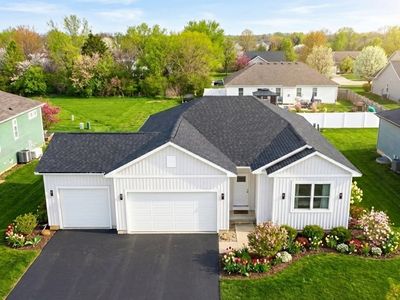 1002 Joshua Ln, Genoa, IL, 60135